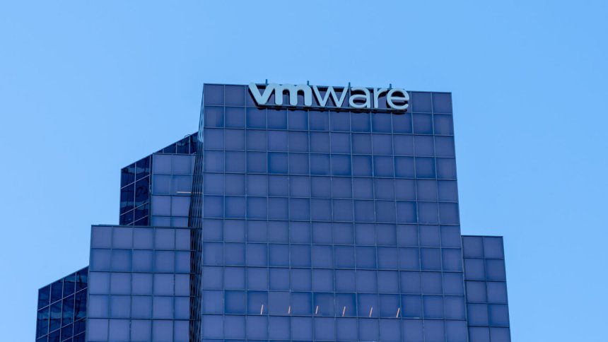 ანგარიში VMware-ის ბიზნეს მოდელს „იურიდიულად და ეთიკურად ხარვეზიანს“ უწოდებს