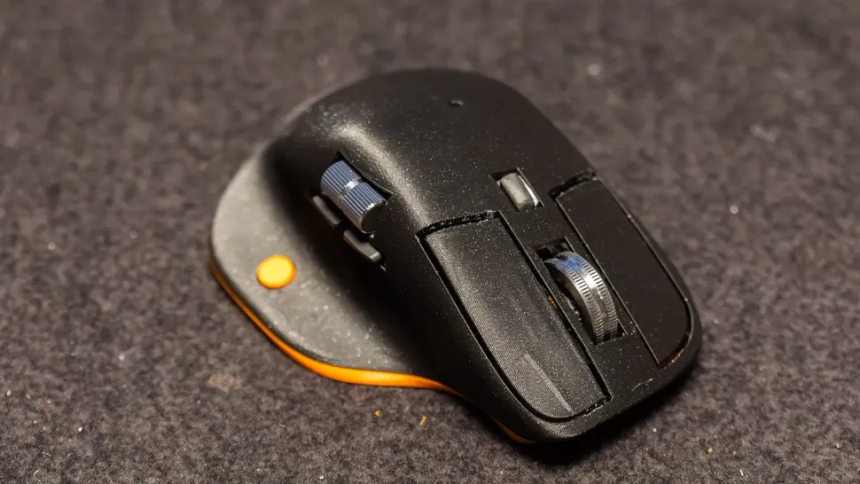 ენთუზიასტმა 3D-პრინტერით Logitech MX Master 3S-ის ცაციებისთვის განკუთვნილი ვერსია დაბეჭდა